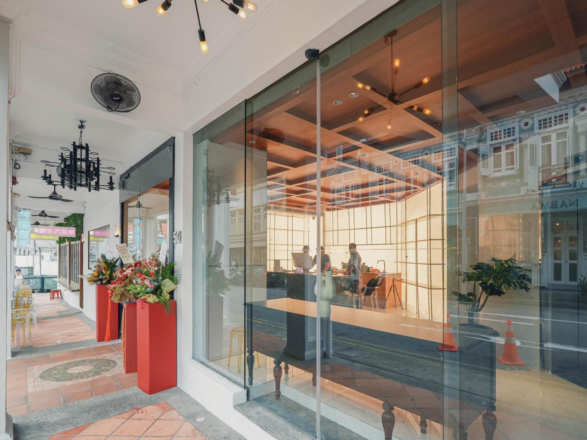 A Chinatown- Newly Renovated Hotel 3*