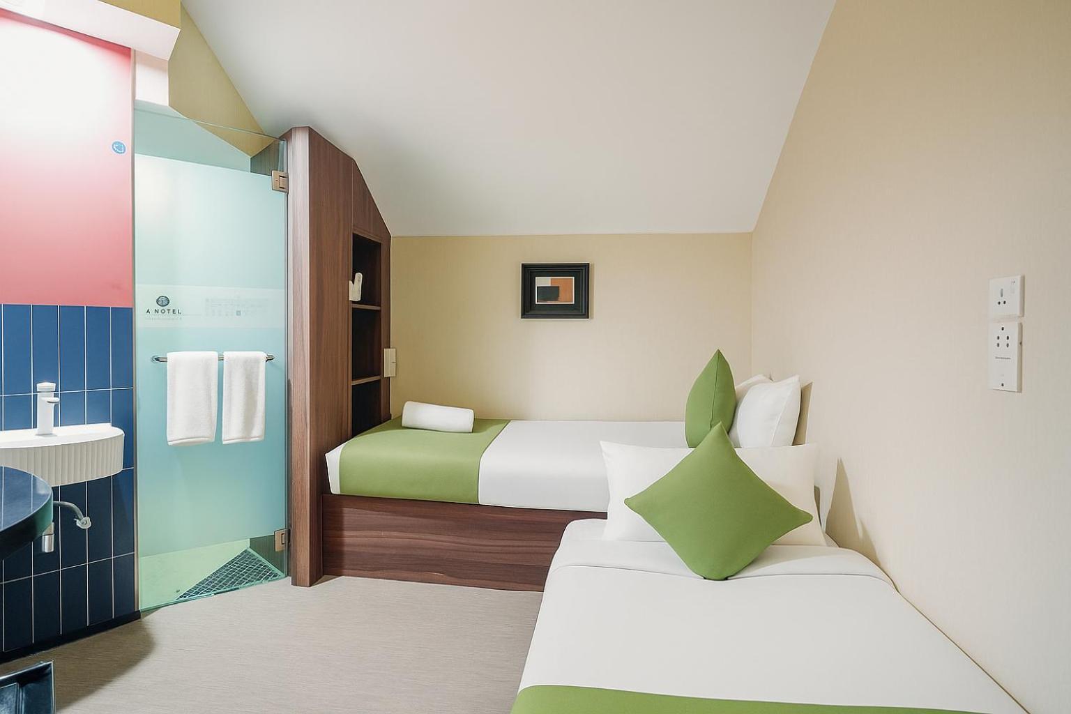 A Chinatown- Newly Renovated 3*