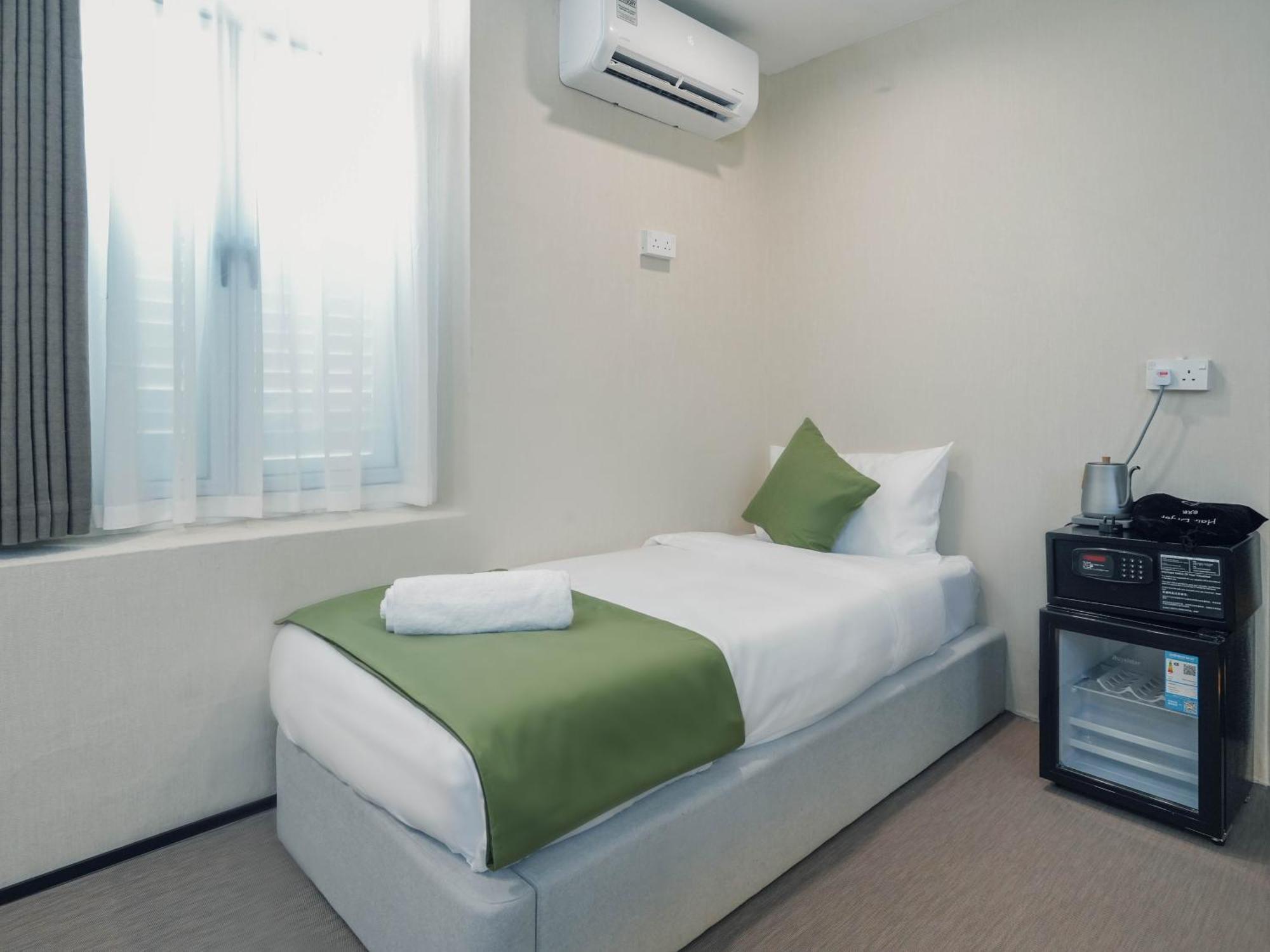 A Chinatown- Newly Renovated Hotel Singapore