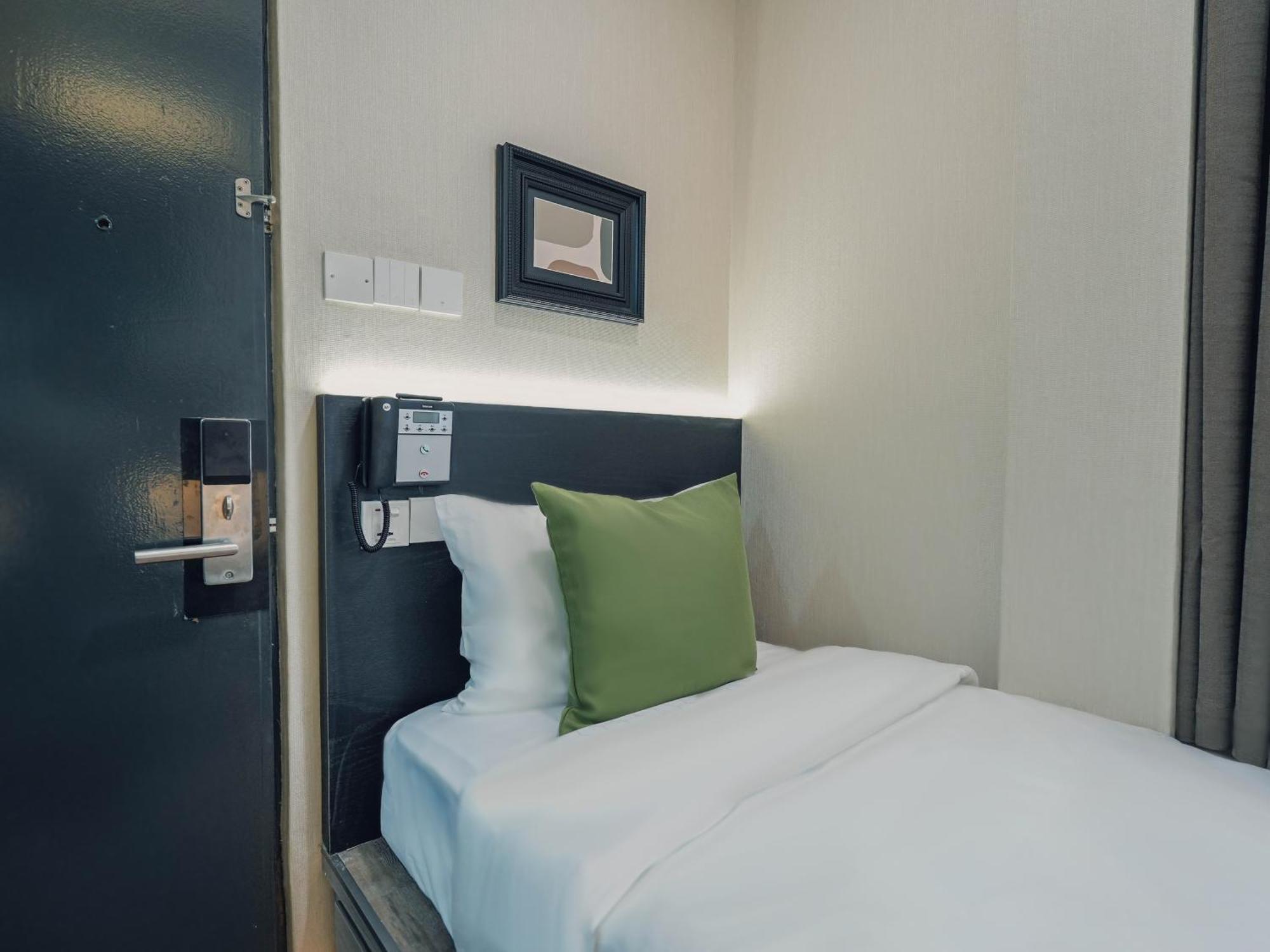 Hotel A Chinatown- Newly Renovated 3*